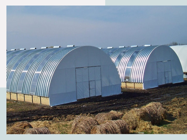 Сельскохозяйственные здания в Печоре