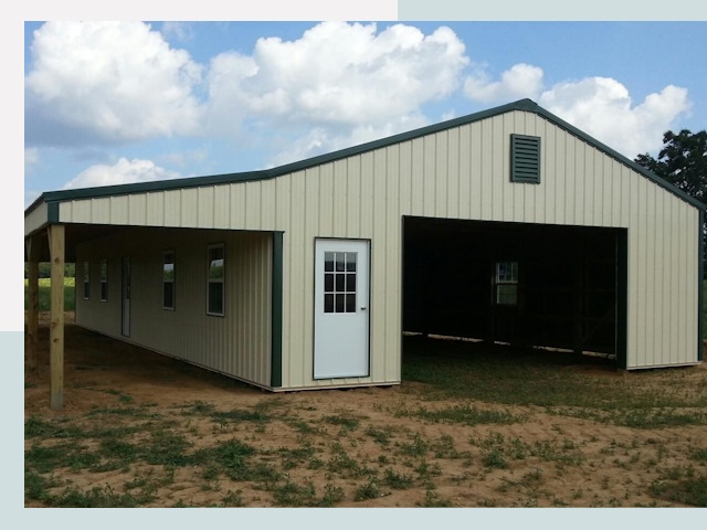 Строительство конюшен в Печоре