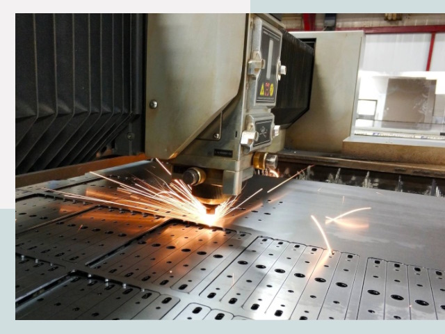 Лазерная резка металла в Печоре от 611 руб.